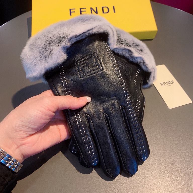 .Fendi FENDI  2022 fall and winter lazy rabbit hair sheepskin embroidered gloves   cell phone touch screen, worth comparing     the same paragraph of different qualities, kill the market poor products, imported first-cla