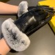 .Fendi FENDI  2022 fall and winter lazy rabbit hair sheepskin embroidered gloves   cell phone touch screen, worth comparing     the same paragraph of different qualities, kill the market poor products, imported first-cla