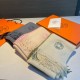 Men and women with the same model, 100% pure cashmere Hermes (Hermes) synchronization counter, high-end cashmere knitted scarf! Can be formal, can be casual, very Classical design. This knitting method is more difficult,