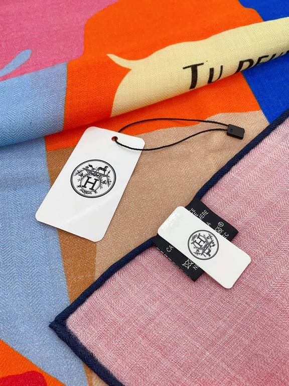 New    HERMES bought all say good-looking   Recommended  [Love Story 140] cashmere square scarf, the top craft super value   Hermes counter pop    three-dimensional rendering of the pattern pattern in kind grade is very 