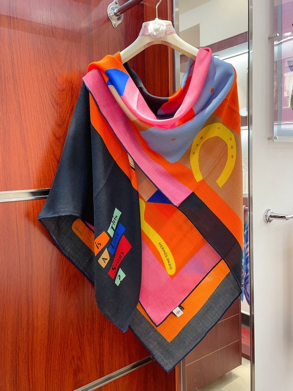 New    HERMES bought all say good-looking   Recommended  [Love Story 140] cashmere square scarf, the top craft super value   Hermes counter pop    three-dimensional rendering of the pattern pattern in kind grade is very 