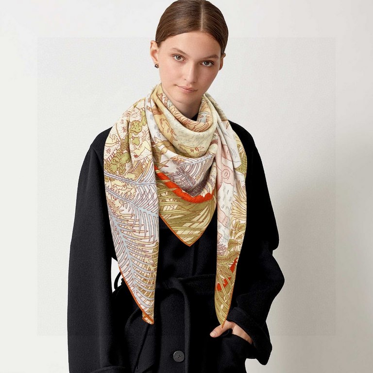 Cashmere new    Buy all say good-looking   Recommended  [Animal Mania Cashmere 140] Double-sided same color cashmere square scarf, top craftsmanship super value   Hermes counter pop    three-dimensional rendering of the 