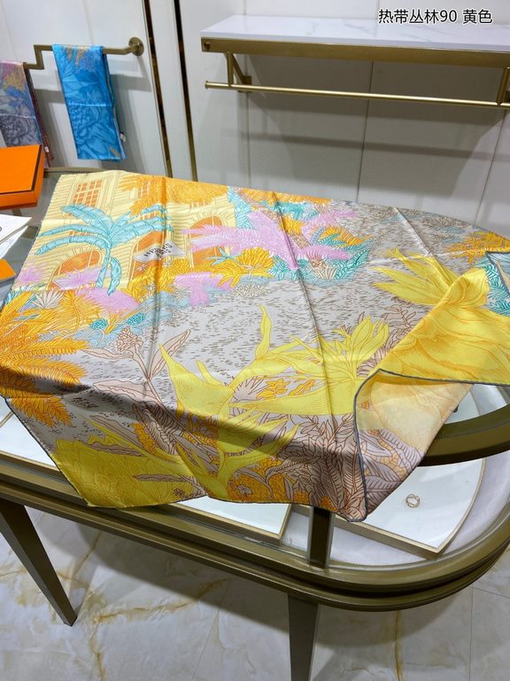 Silk new   bought said good-looking   recommended   [Tropical Rainforest 90] silk square scarf, the top process value   Hermes counter models     three-dimensional rendering of the pattern pattern in kind grade is extrem