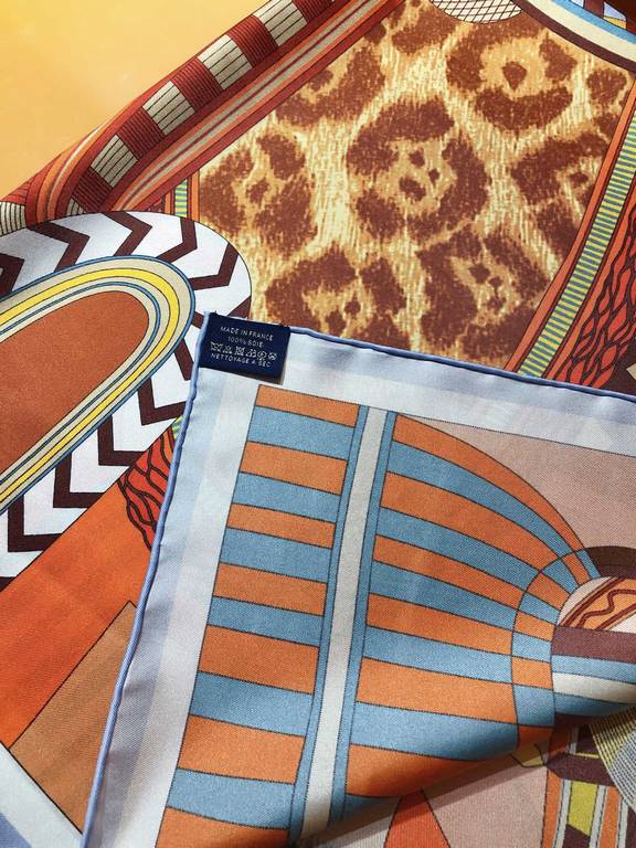 Price  SHMS2345   Hermes [Fantasy Saddle] 90cm Silk Square Scarf   This super beautiful saddle print silk scarf   is made of twill silk   hand rolled edges cutting-edge craftsmanship, it's soft and lightweight, easy to w