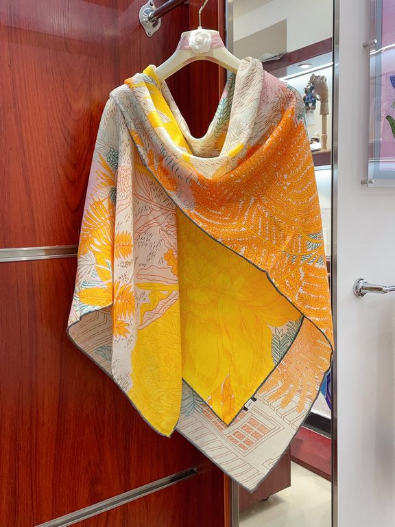 Price  New    HERMES bought all say good-looking   Recommended  [Tropical jungle version of Fubo140] cashmere square scarf, the top technology is super-valuable   Hermès counter explosion    three-dimensional presentatio