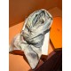 Hermes ~ autumn and winter with a sharp tool   top double-sided same color version of silk cashmere shawl! 1条等于2条】One shawl is equal to two】Point of view is wonderful, the pattern and color matching are super like, anoth