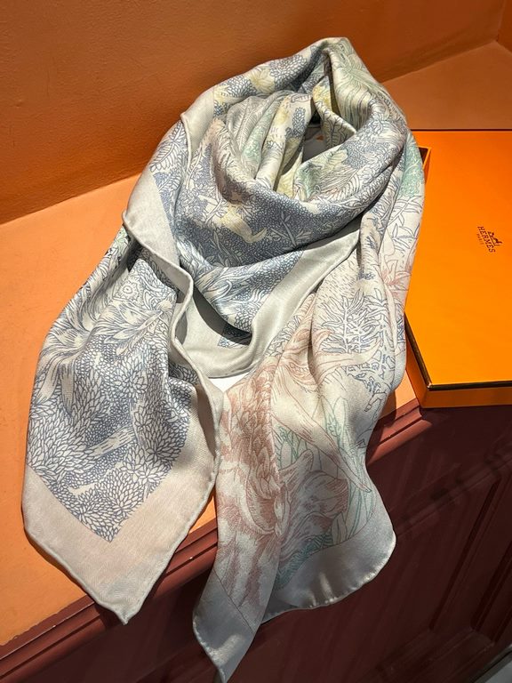 Hermes ~ autumn and winter with a sharp tool   top double-sided same color version of silk cashmere shawl! 1条等于2条】One shawl is equal to two】Point of view is wonderful, the pattern and color matching are super like, anoth