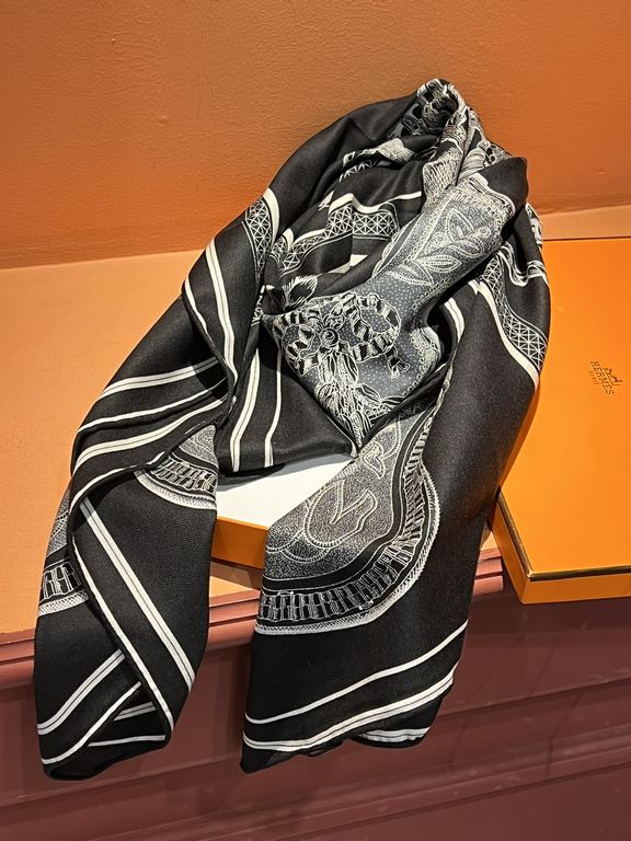 Price What is the meaning of high-end luxury products ~~ Double-sided heterochromatic velvet square scarfHermes [silk scarf adventureUnusual, high-class and elegant! Very lifting! Forever plus points H fall and winter si