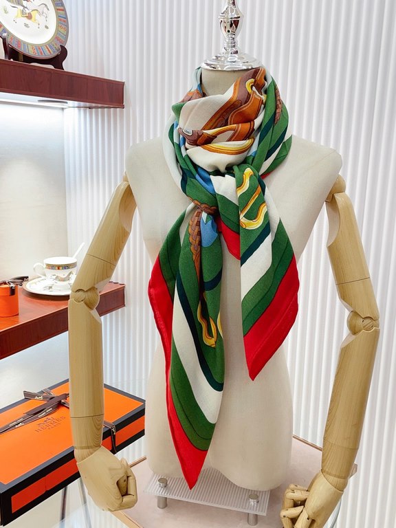 New    HERMES bought all say good-looking   Recommended  [Equestrian Training 140] cashmere square scarf, the top craft super value   Hermes counter pop    three-dimensional rendering of the pattern pattern in kind of hi