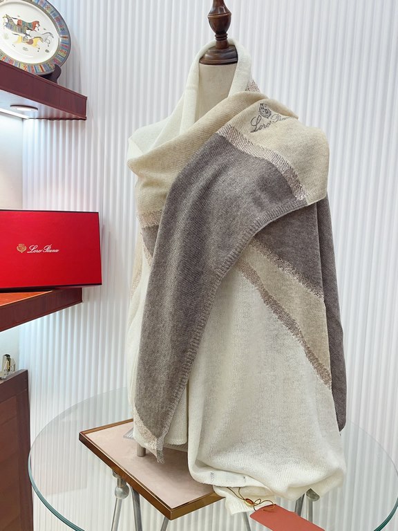 Price  2023 New   Absolutely epic cutting-edge cashmere knit [L Price   Gold Silk Patchwork Shawl] Cashmere Gold Silk Knit Shawl Physically elegant and soft. Texture skin-friendly soft very comfortable. The seams are con