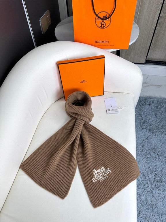 Explosive new   Hermes 2023 official website latest models of men and women knitted scarf couple models   cashmere knitted material   the most understanding of men's taste! Simple and luxurious, you can't go wrong no mat