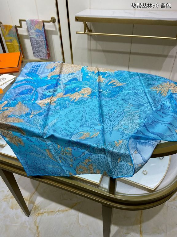 Silk new   bought said good-looking   recommended   [Tropical Rainforest 90] silk square scarf, the top process value   Hermes counter models     three-dimensional rendering of the pattern pattern in kind grade is extrem