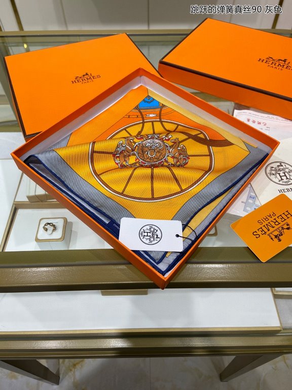 Silk new   bought said good-looking   recommended   [jumping spring silk 90] silk square scarf, the top process value   Hermes counter models     three-dimensional rendering of the pattern pattern in kind grade is extrem