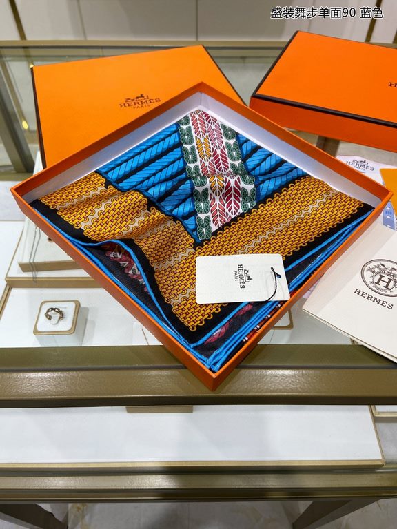 New   Buy all say good-looking   Recommended   [dressage one-sided 90] silk square scarf, top craftsmanship value   Hermes counter models     three-dimensional presentation of the pattern pattern in kind grade is extreme