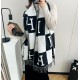 Hermes ~ autumn and winter with a sharp tool   top double-sided same color version of silk cashmere shawl! 1条等于2条】One shawl is equal to two】Point of view is wonderful, the pattern and color matching are super like, anoth