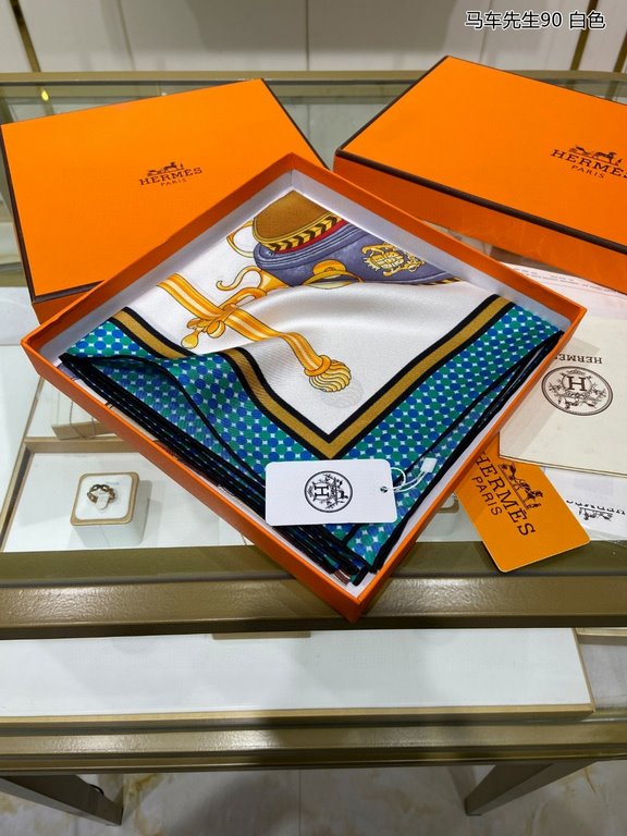 Silk new   bought said good-looking   recommended   [Mr. Carriage 90] silk square scarf, the top process value   Hermes counter models     three-dimensional rendering of the pattern pattern texture in kind of high grade 