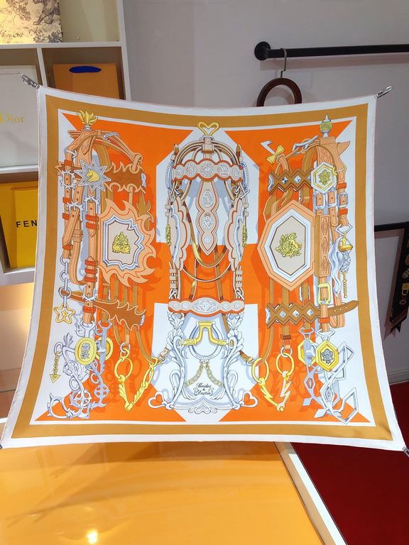 SHMS2321 ORIGINAL ORIGINAL HERMES [Reins and Fate] 90cm Silk Square Scarf  Have you ever heard of Clotho, Lachesis and AtroPos They are the three sisters of fate in Greek mythology, in charge of the thread of life, the d