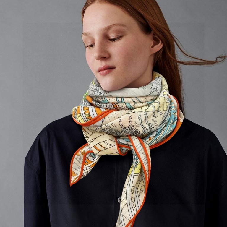 priceBought are said to look good   recommended   [Animal Mania 140] cashmere square scarf, top craftsmanship value   Hermes counter burst models     three-dimensional presentation pattern grain physical grade is extreme