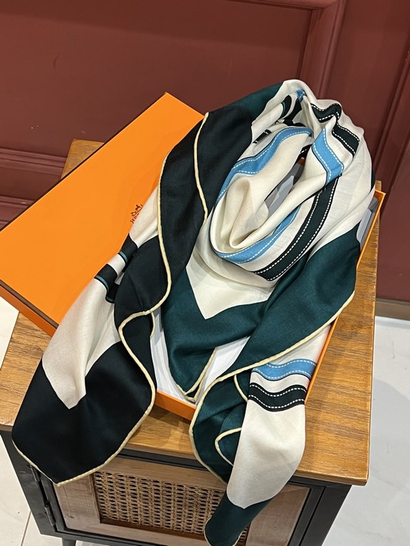 The new silk cashmere reversible large square scarf of the same color for the beginning of spring 2024. hermes'BridesdeGala (magnificent bridle also translated by some as dressage saddle) series since 1957 by HugoGrygkar