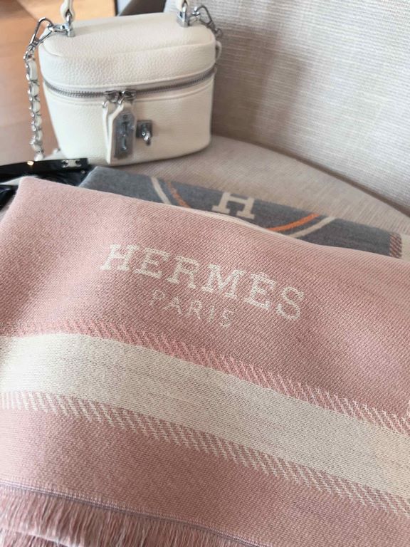 [  angry praise strong push  ] quantity is extremely limited   women's boutique   Hermes counter newest limited edition logo, classic embroidery logo, the degree of sophistication is unbeatable   superb raw materials, th