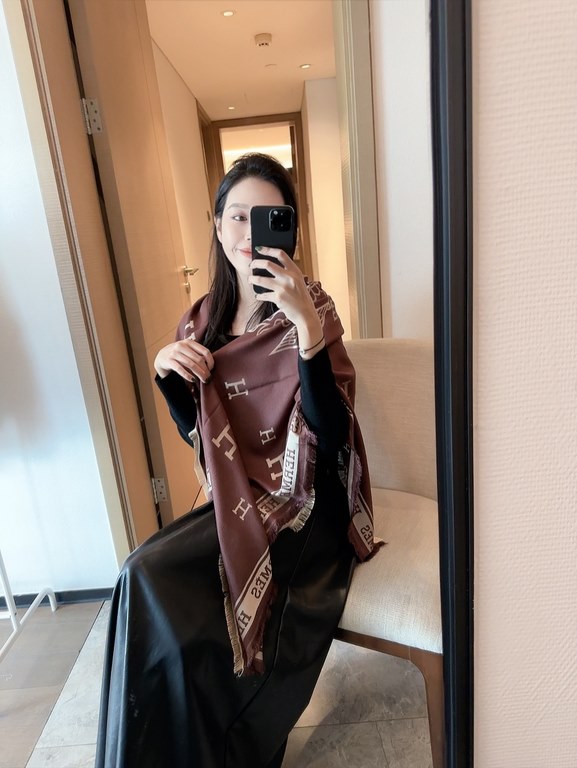 New     recommended  2023 autumn and winter new [140 velvet square scarf, double-sided two-color] top technology value   (Hermes) counter burst three-dimensional rendering pattern pattern texture physical grade very high