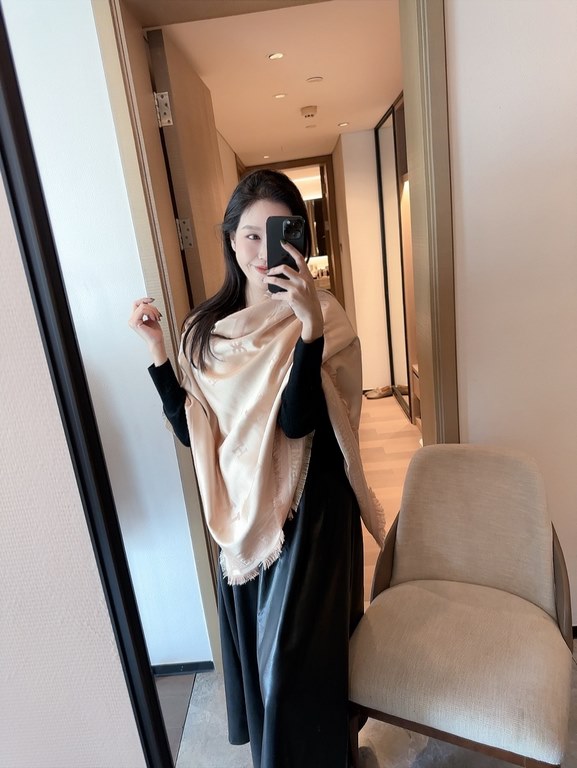 New     recommended  2023 autumn and winter new [140 velvet square scarf, double-sided two-color] top technology value   (Hermes) counter burst three-dimensional rendering pattern pattern texture physical grade very high