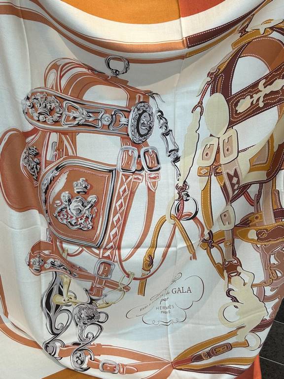 New models are said to look good Hermes silk cashmere square scarf, gorgeous bridle, 140  140cm, double-sided same color printing, high-end heavyweight silk cashmere fabric, front and back effects of the same, 70% cashme