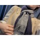 Men and women with the same model, 100% pure cashmere Hermes (Hermes) synchronization counter, high-end cashmere knitted scarf! Can be formal, can be casual, very Classical design. This knitting method is more difficult,