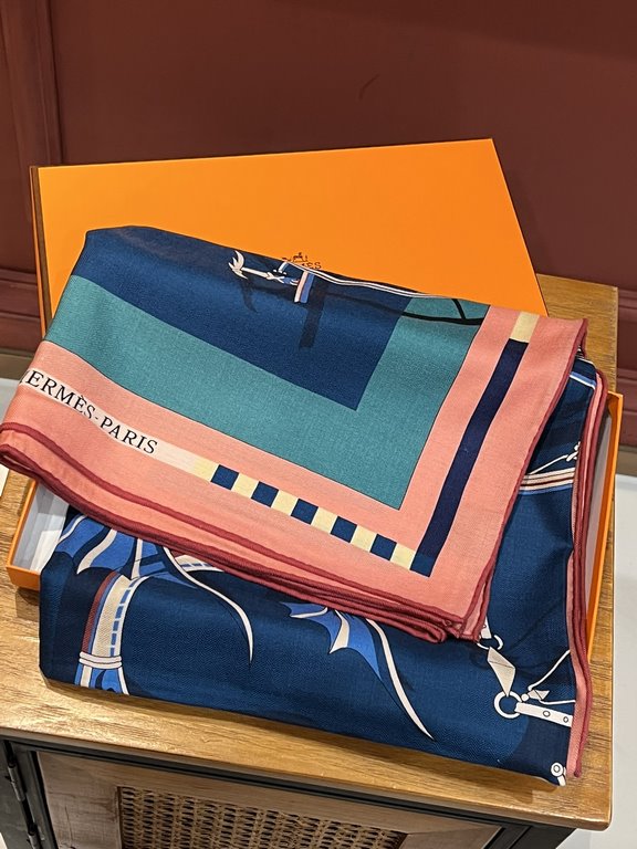 Price Cashmere new    Buy all say good-looking   Recommended  Double-sided the same color cashmere square scarf, top craftsmanship super value   Hermes counter models    three-dimensional presentation of the pattern patt