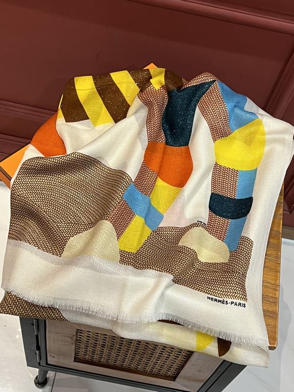 The scarf that glows and shines is new    Buy them all and say they look good Recommended [Pony Jumping] Top craftsmanship is a great value Hermès counter pop-ups   The three-dimensional rendering of the pattern pattern 