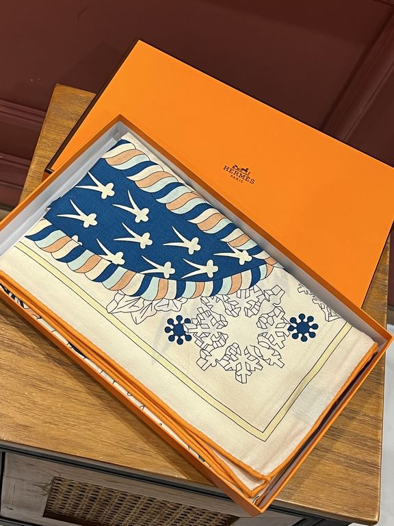 New Hermes four seasons king of the coronation 140  140cm, double-sided same color printing, high-end heavyweight silk cashmere fabric, front and back effect is the same, 70% cashmere   30% silk, two colors in stock!A li