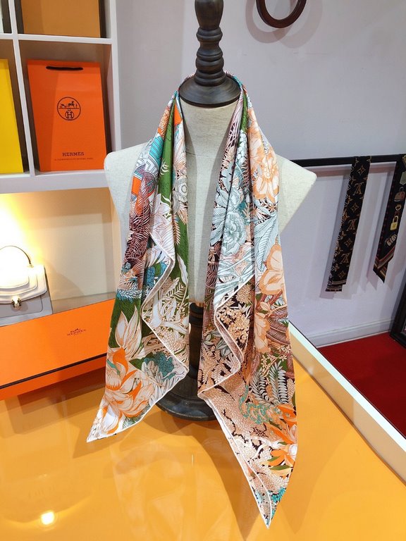 SHMS2232   Hermès [Tropical Jungle Edition Foppel] 90cm Silk Square Scarf   The first Hermès boutique was opened in 1880 on the Avenue Foppel in Paris, housed in a modest mansion with saddle-making workshops and a privat