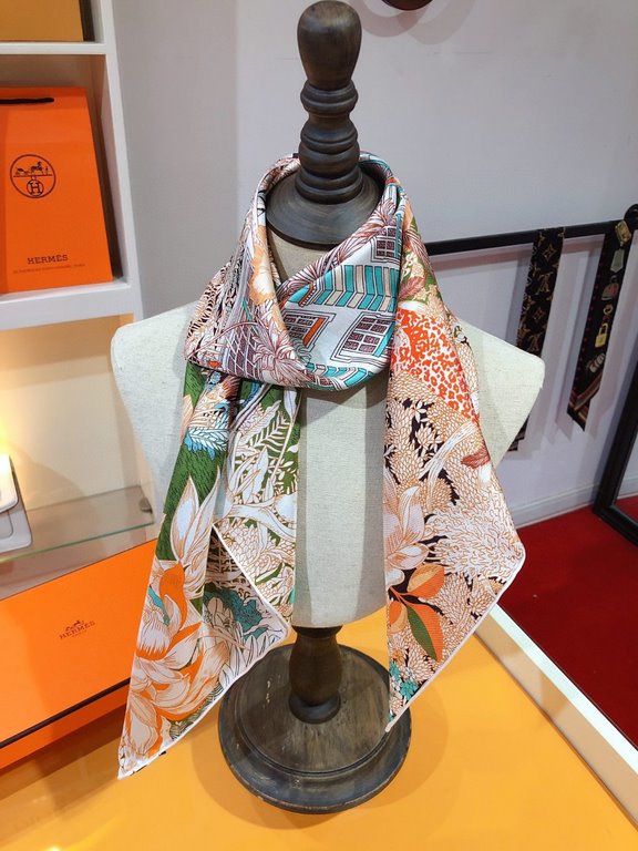 SHMS2232   Hermès [Tropical Jungle Edition Foppel] 90cm Silk Square Scarf   The first Hermès boutique was opened in 1880 on the Avenue Foppel in Paris, housed in a modest mansion with saddle-making workshops and a privat