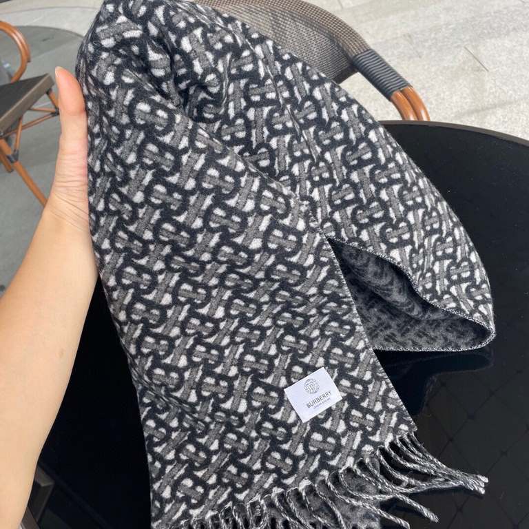 Burberry 2022 newest models TB series cashmere scarf, unisex models, must must must collect! The most fluffy quality pro mom price for the benefit of the earth ~ teach you to recognize good goods, exclusive top, no one!!