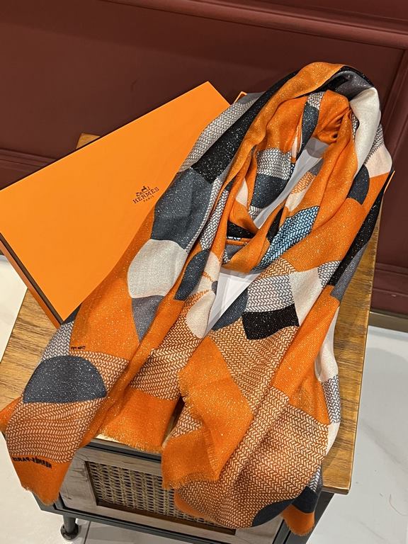 Scarf that glows and shines New    Buy all say it looks good recommended [pony jumping] top craftsmanship super value Hermes counter models    three-dimensional presentation of the pattern pattern in kind of a very high 