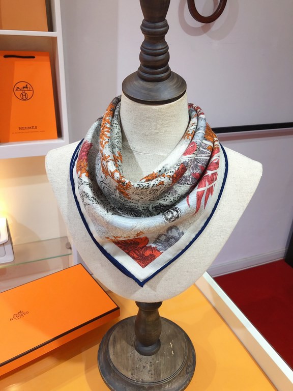 RHMS23106H Home [Back to Nature] 70cm Reversible Velvet Square Scarf, this must-have Hermes accessory can be worn in a variety of ways and goes well with any outfit. Wear it around your neck or as a belt, hair tie or hea