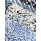 Hermes_23 AutumnWinter New Arrivals~Jungle Love 140 Velvet Printed Square ScarfHand-rolled velvet square scarf (30% silk 70% cashmere)This 140cm square scarf has a soft texture and is easy to wear.Designers Robert Dallet