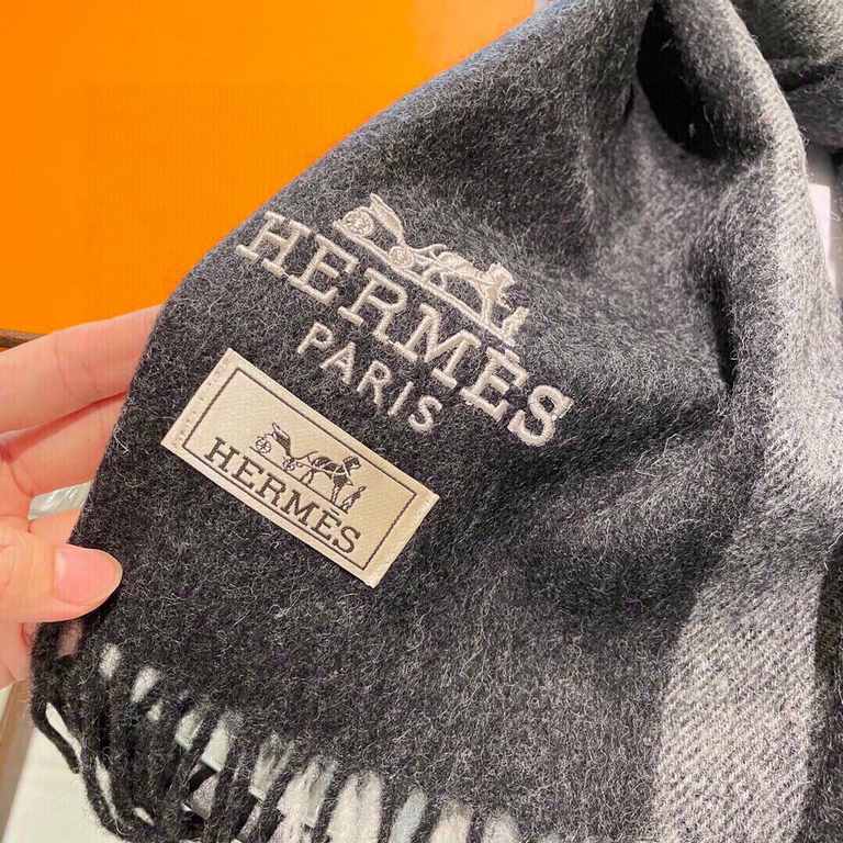 Price New 2023 Hermes men Women's scarves and buy and cherish   ~ are export orders so it is more difficult to meet   things to speak of few and fine   good-looking must be collected   This H family women's scarves, the 