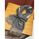 HERMFS [Hermes] Paris fashion show double-sided cashmere scarf! Using fine cashmere from the Mongolian plateau! The hand is full of fine velvet! The price is absolutely 100% affordable! Excellent embroidery craft! It's a