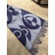 Hermes new geometric cashmere scarf, this model is really love at a glance, abstract geometric shapes logo, colorful geometric sense of fun, pay tribute to the brand's logo elements, riding boots, spurs, jacquard craftsm