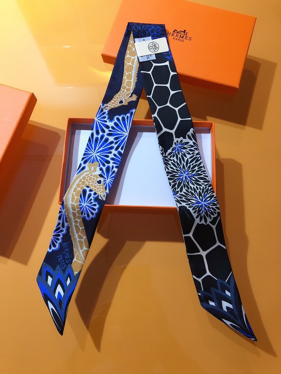 PHMS2111   Hermès [Mihui Triple Goddess] Ribbon   During a trip to South Africa, Hermès designer Alice Shirley was lucky enough to catch a glimpse of a giraffe, and then a second, and then a third, as they were foraging 