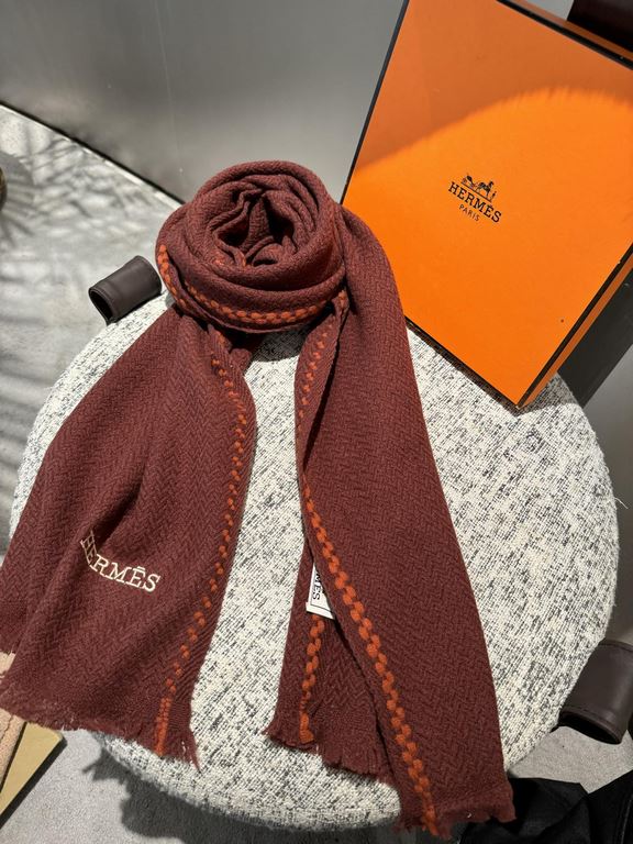 [Hermes double long scarf]    high cutting-edge products    water wave pattern absolutely screaming quality   LOGO embroidered label low-key luxury connotation, this scarf is definitely a treat for yourself to send your 