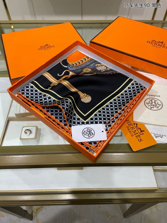 Silk new   bought said good-looking   recommended   [Mr. Carriage 90] silk square scarf, the top process value   Hermes counter models     three-dimensional rendering of the pattern pattern texture in kind of high grade 