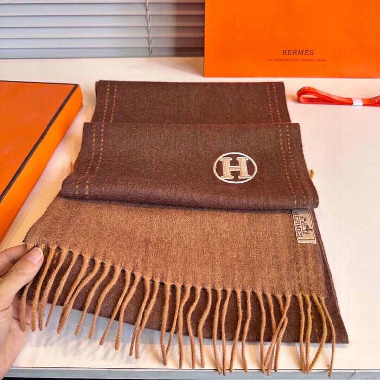 Price Official website with the same water ripple water cashmere Hermes    the same scarf and buy and cherish cashmere models   ~ are export orders so it is more difficult to meet  things talk about less but fine   good-