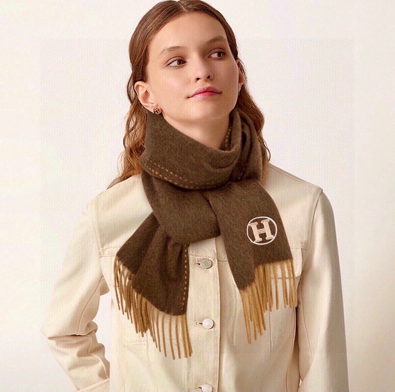 Price Official website with the same water ripple water cashmere Hermes    the same scarf and buy and cherish cashmere models   ~ are export orders so it is more difficult to meet  things talk about less but fine   good-