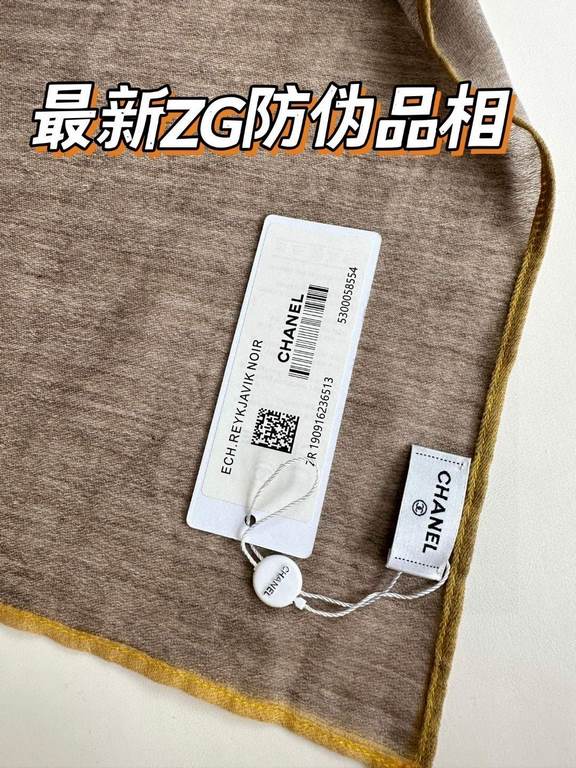 Price CHANEL2023 new model arrives and highlights!!!! Advanced cozy chic temperament. Chanel this touch the heart of the soft scarf, can not imitate the color and temperament!!!! Scarf light and shadow will also have a v