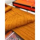 Understated high-class fall and winter taste!!!] Hermes new special texture hand-woven textured cashmere scarf! Young, chic, confident and with attitude. It's beautiful ！！！！ Such a stretchy, advanced and atmospheric desi