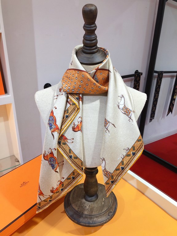 SHMS2201 H Home 90cm silk square scarf, made of top quality twill silk to create a baby skin-like feel, the industry's most accurate printing process Full and rich colors     The best of the Hermes square scarves, thickn