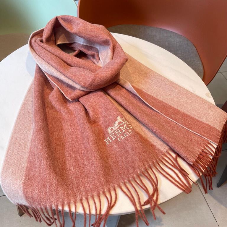 [Hermes - Hermes, Big H rare and gentle color matching, low-key and not lose elegance  ] key recommendation   double-sided color matching, new this year's particularly popular border design, a scarf two styles to match, 