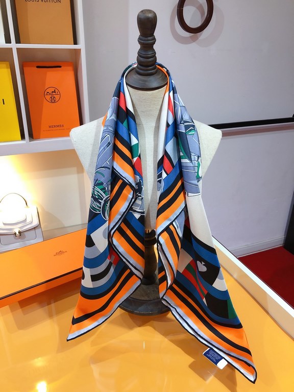 SHMS2337 Original HERMES [Mechanical Lekopo] 90cm Silk Square Towel  Obviously, the Mechanical Lekopo is a steed with a difference. It resembles the hero of a Japanese anime, leaving the familiar stables and entering a d